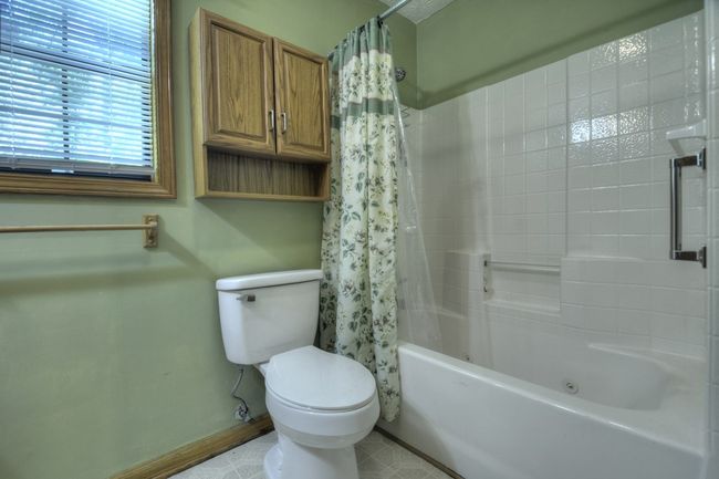 1292 Riverview Dr, Home with 3 bedrooms, 2 bathrooms and 2 parking in Ellijay GA | Image 24