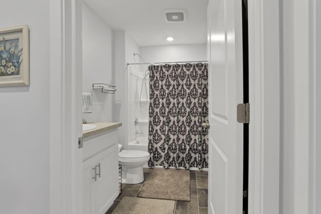 373 St James Gate, House other with 4 bedrooms, 2 bathrooms and null parking in Newark OH | Image 25