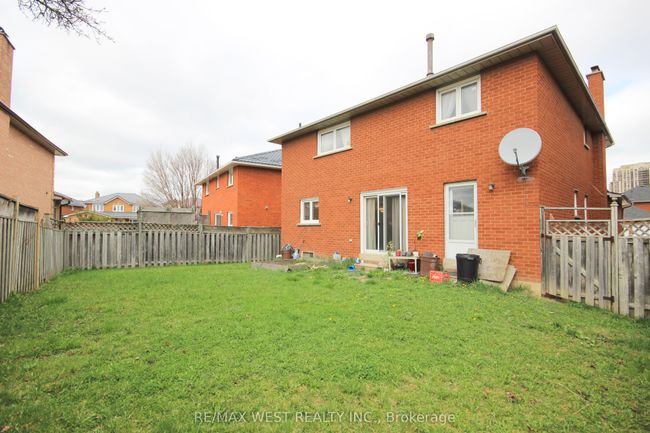73 Hullrick Dr, House other with 4 bedrooms, 3 bathrooms and 4 parking in Etobicoke ON | Image 48