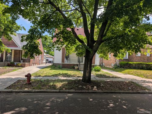 16182 Muirland St, Detroit, MI, 48221-3011 | Card Image