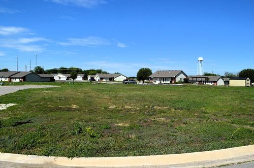 204 Preston Cir, Mabank, TX, 75147-1395 | Card Image