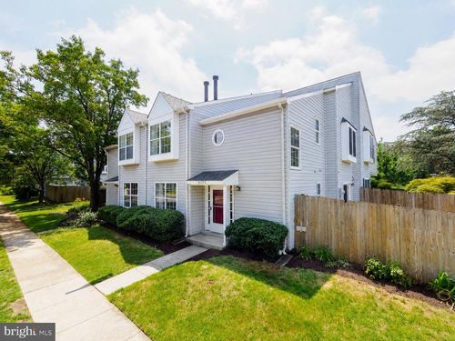 6112 Hoskins Hollow Cir, CENTREVILLE, VA, 20121-2692 | Card Image
