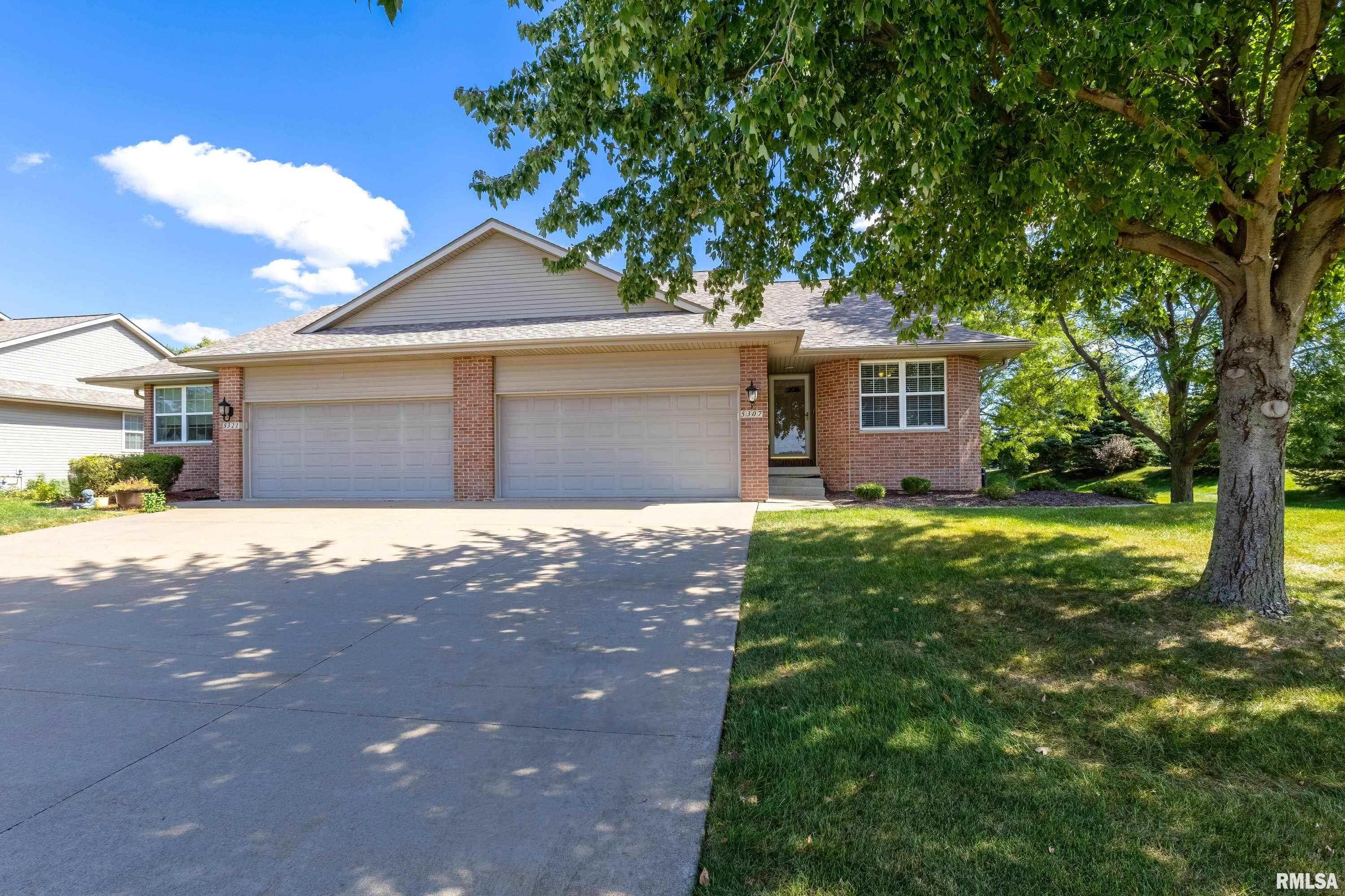Red Fox Rd, Bettendorf, IA 52722