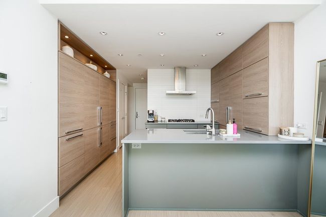 1007 - 7358 Edmonds St, Condo with 1 bedrooms, 1 bathrooms and 1 parking in Burnaby BC | Image 7