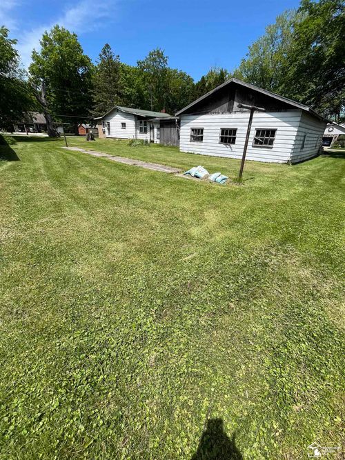 13698 Laplaisance Rd, Monroe, MI, 48161-4751 | Card Image