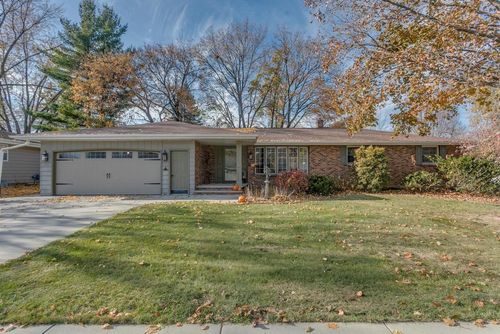 601 Carol Lynn Drive, LITTLE CHUTE, WI, 54140 | Card Image