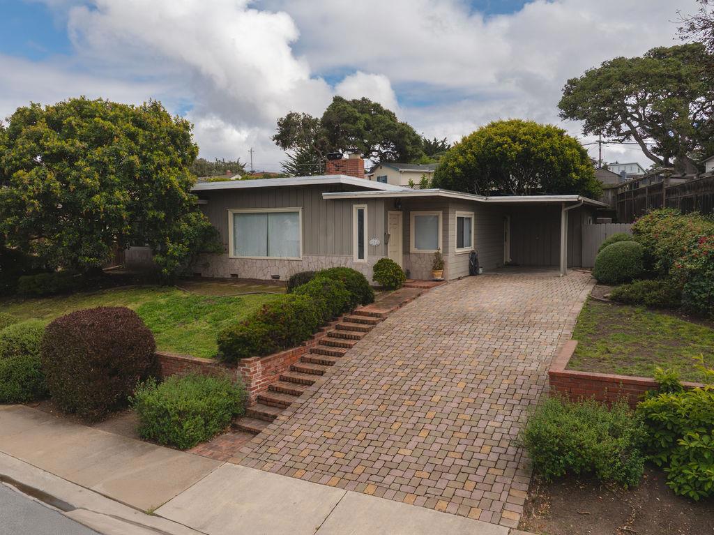 Residential in Monterey 5