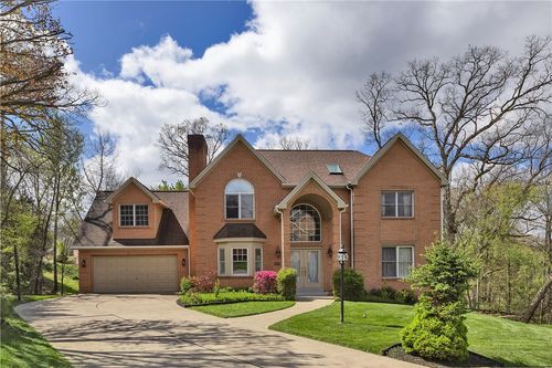 9007 Hampshire Ct, Pittsburgh, PA, 15237-6378 | Card Image