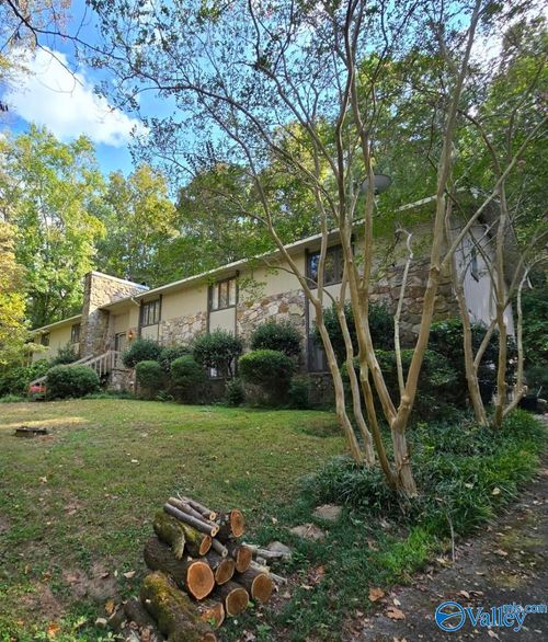 109 Hillside Trl, Gadsden, AL, 35901-6405 | Card Image