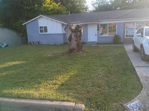 5000 Wilmington Dr, Fort Worth, TX, 76107-7618 | Card Image