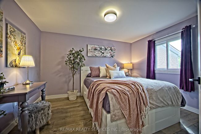26 Scribner Crt, House other with 4 bedrooms, 3 bathrooms and 4 parking in Brampton ON | Image 31
