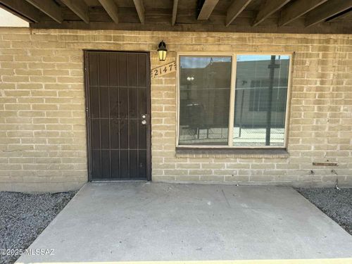 2147 S Winstel Ave, Tucson, AZ, 85713-4251 | Card Image