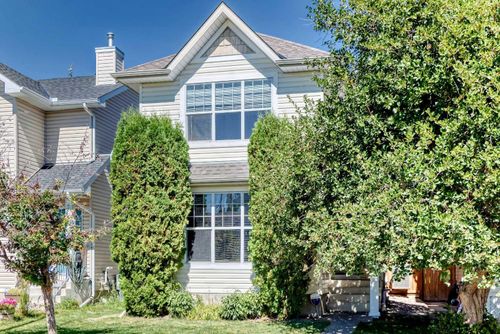 22 Cramond Cres Se, Calgary, AB, T3M1B7 | Card Image