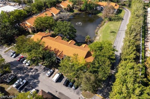 3018-2094 Arbour Walk Cir, NAPLES, FL, 34109-8830 | Card Image