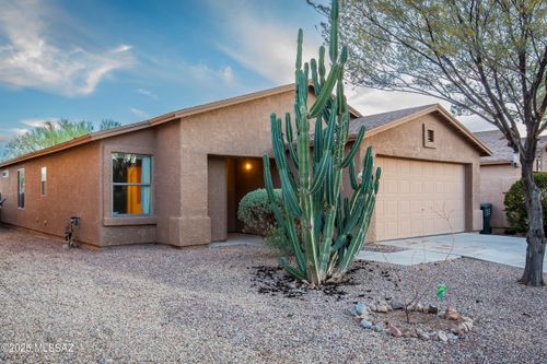 5790 E Camino Nuestras Casas, Tucson, AZ, 85756-8533 | Card Image