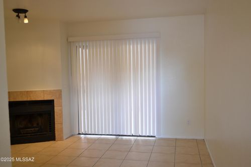 1692 W Park Wood Ln, Tucson, AZ, 85746-1309 | Card Image