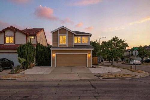 34348 Siward Dr, Fremont, CA, 94555 | Card Image