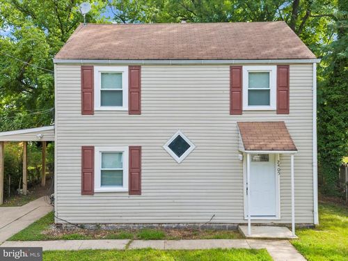 2405 Greeley Pl, LANDOVER, MD, 20785-3440 | Card Image