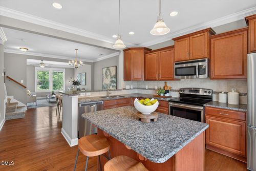 1428 Providence Green Ln, Apex, NC, 27502-8077 | Card Image