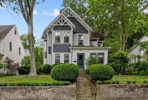 40 Cross St, Franklin, MA, 02038 | Card Image