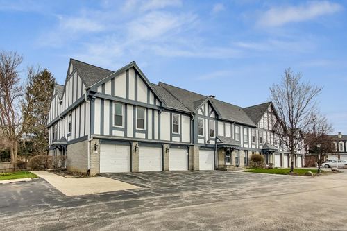 apt-c-747 Garfield Ave, Libertyville, IL, 60048-3195 | Card Image