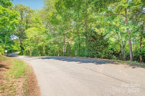 99999 Yost St, Weaverville, NC, 28787 | Card Image