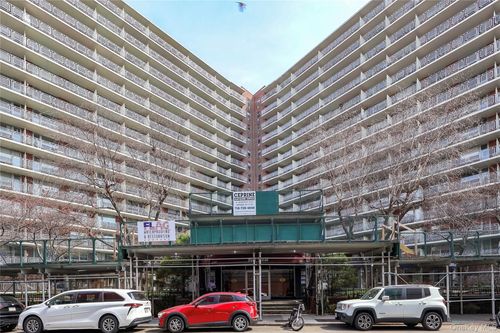apt-15c-61-15 97th St, Rego Park, NY, 11374-1221 | Card Image