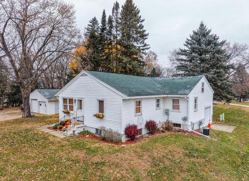 115 W Center St, Oronoco, MN, 55960-1626 | Card Image