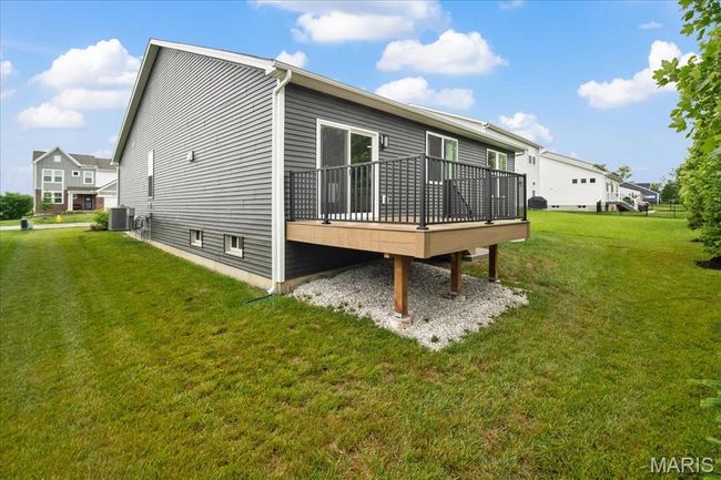 719 Myatt Dr, House other with 3 bedrooms, 2 bathrooms and 2 parking in Wentzville MO | Image 40