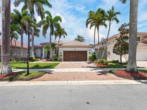 2288 Quail Roost Dr, Weston, FL, 33327-1447 | Card Image