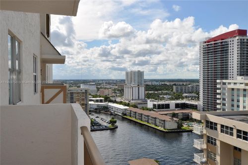 apt-20c-1865 S Ocean Dr, Hallandale Beach, FL, 33009-7649 | Card Image