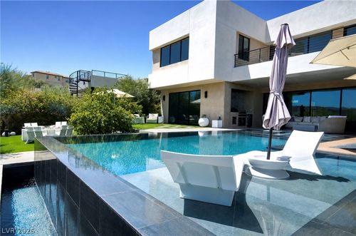 12 Highland Cove Ln, Henderson, NV, 89011-5048 | Card Image