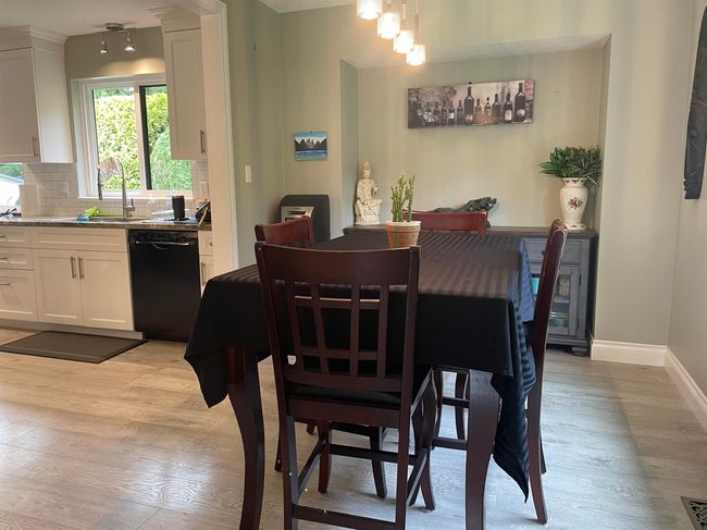 27171 112 Ave, House other with 3 bedrooms, 2 bathrooms and 9 parking in Maple Ridge BC | Image 14