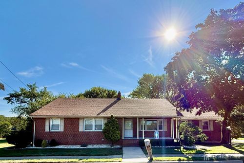 452 Cranbury Rd, East Brunswick, NJ, 08816-3695 | Card Image