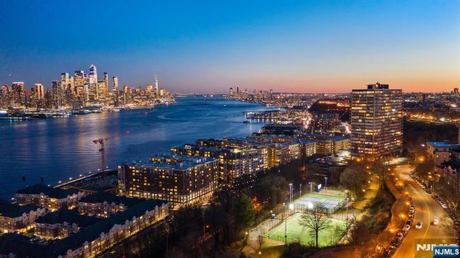 6050 Kennedy Blvd, Condo with 2 bedrooms, 2 bathrooms and null parking in West New York NJ | Image 27