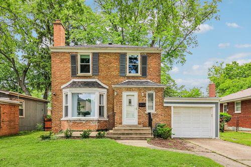8646 Harms Rd, Skokie, IL, 60077-2057 | Card Image