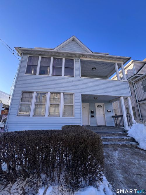 fl-1st-2125 E Main St, Bridgeport, CT, 06610-1946 | Card Image