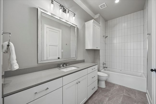 Ensuite full bath | Image 26