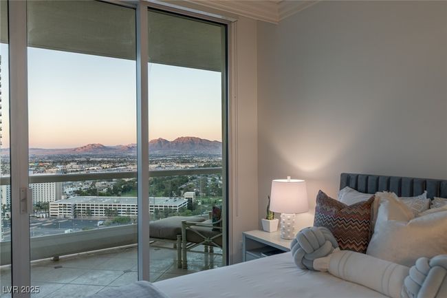 UNIT-2502 - 2877 Paradise Rd, Home with 3 bedrooms, 3 bathrooms and 1 parking in Las Vegas NV | Image 71