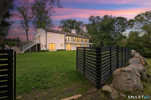 30 Cavalry Rd, Westport, CT, 06880-1401 | Card Image