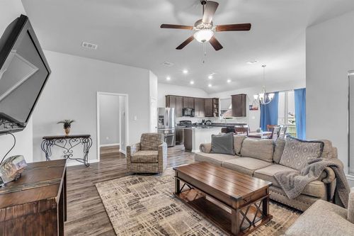 163 Emery Oak Way, Huntsville, TX, 77320-2091 | Card Image