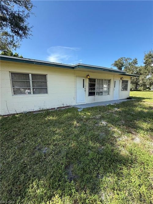 5915 Howard Ln, Punta Gorda, FL, 33950-8442 | Card Image