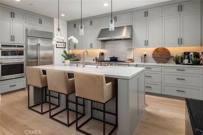 2167 Andover Ln, Townhouse with 4 bedrooms, 4 bathrooms and 2 parking in Newport Beach CA | Image 6