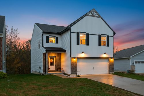 142 Arlington Ct, Williamstown, KY, 41097-8923 | Card Image