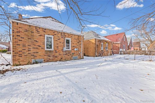 14774 Woodmont Ave, Detroit, MI, 48227-1454 | Card Image