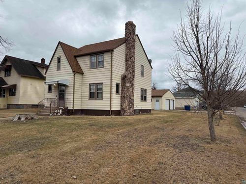 3001 3rd Ave W, Hibbing, MN, 55746-2434 | Card Image