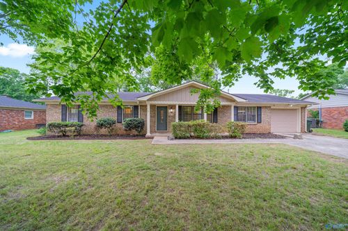 1217 Count Mallard Dr Se, Decatur, AL, 35601-4433 | Card Image