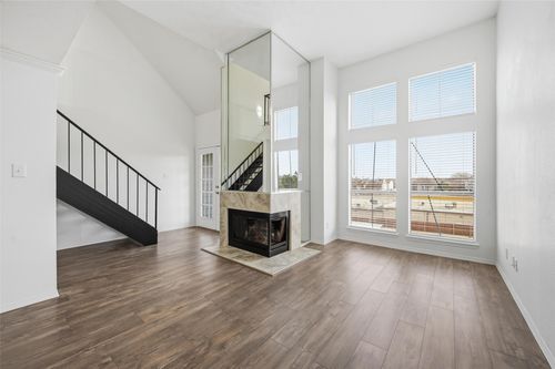 apt-293-3410 Country Club Dr W, Irving, TX, 75038-8195 | Card Image