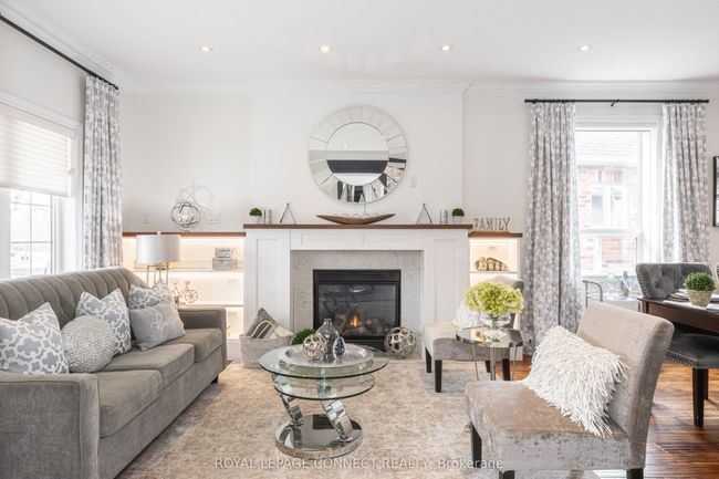 4 Branthaven Crt, House other with 3 bedrooms, 2 bathrooms and 2 parking in Whitby ON | Image 4