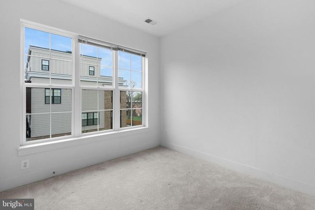 7374 Blade Dr, Townhouse with 3 bedrooms, 4 bathrooms and null parking in FALLS CHURCH VA | Image 24